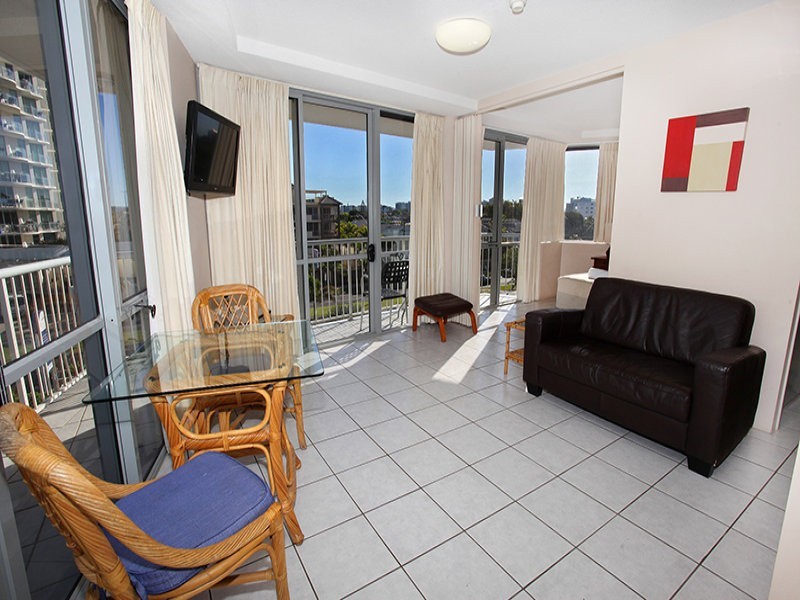 17/47-51 Sixth Avenue, Maroochydore QLD 4558