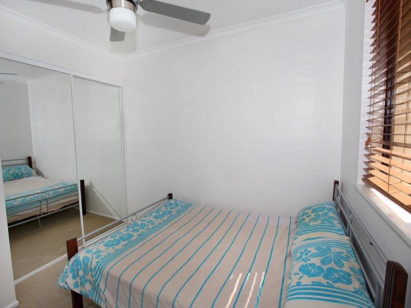 1/4 Yallanga Place, Mooloolaba QLD 4557