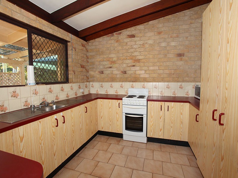 34 Elkhorn Street, Kuluin QLD 4558