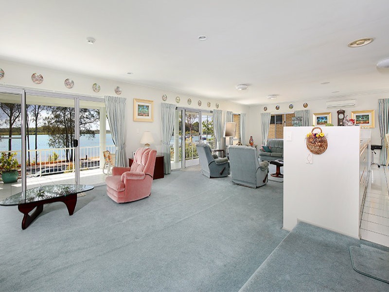 93 Bradman Avenue, Maroochydore QLD 4558