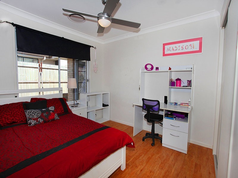 2 Parrot Place, Mountain Creek QLD 4557