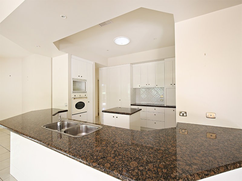 9 Portmarnock Court, Twin Waters QLD 4564