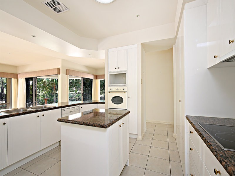 9 Portmarnock Court, Twin Waters QLD 4564