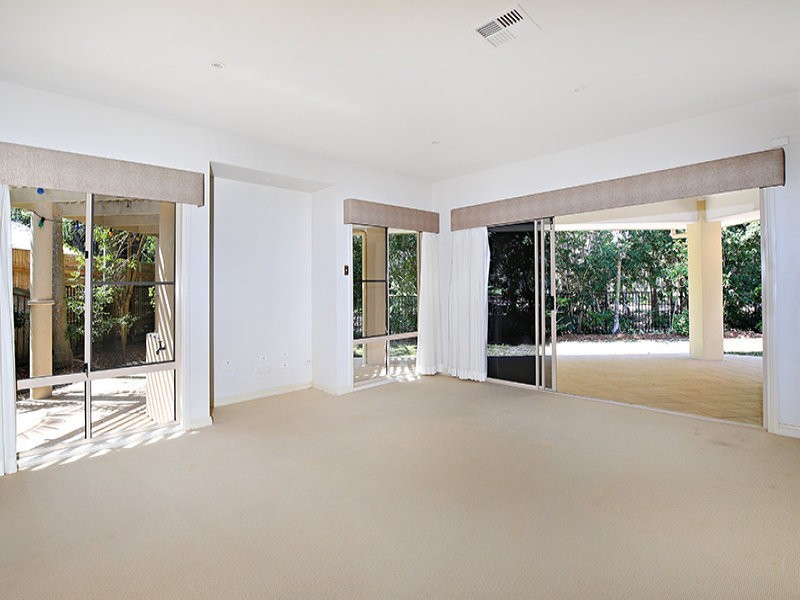 9 Portmarnock Court, Twin Waters QLD 4564