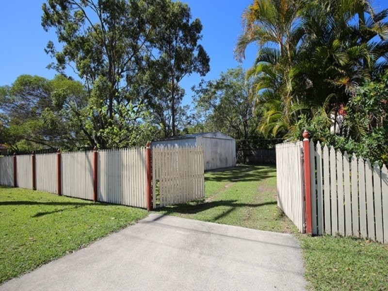 1 Lurnea Crescent, Mountain Creek QLD 4557