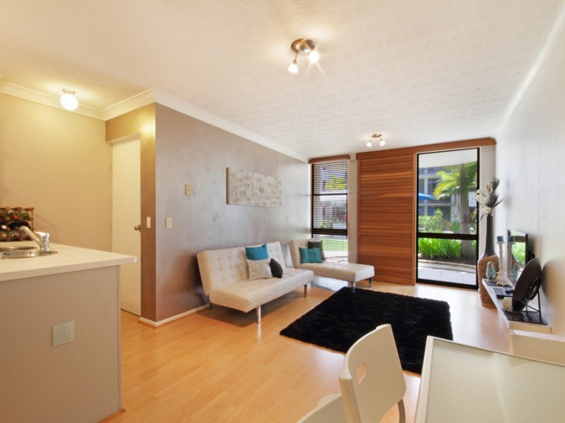 3/274 Alexandra Parade, Alexandra Headland QLD 4572