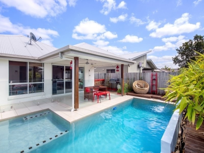 8 Bateman Street, Sippy Downs QLD 4556