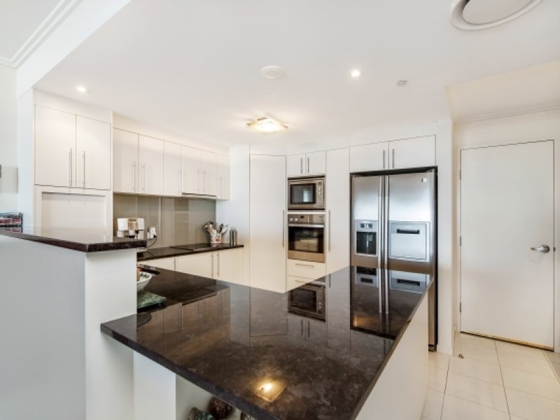302/4 Duporth Avenue, Maroochydore QLD 4558