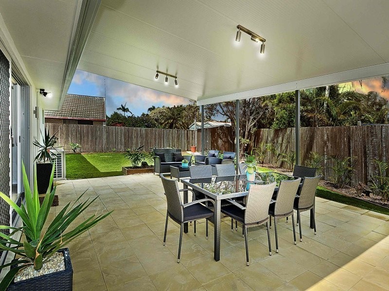 30 Neerim Drive, Mooloolaba QLD 4557