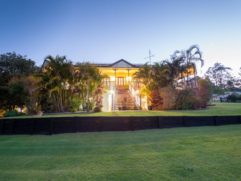 2 Mountridge Close, Kiels Mountain QLD 4559