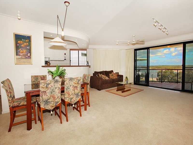 18/25-27 The Esplanade, Cotton Tree QLD 4558