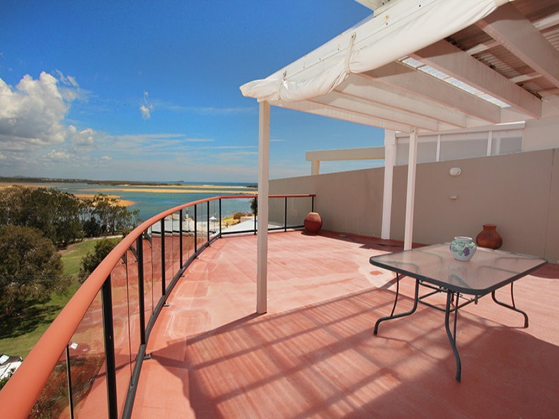 18/25-27 The Esplanade, Cotton Tree QLD 4558