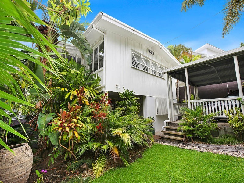 33 Mary Street, Alexandra Headland QLD 4572