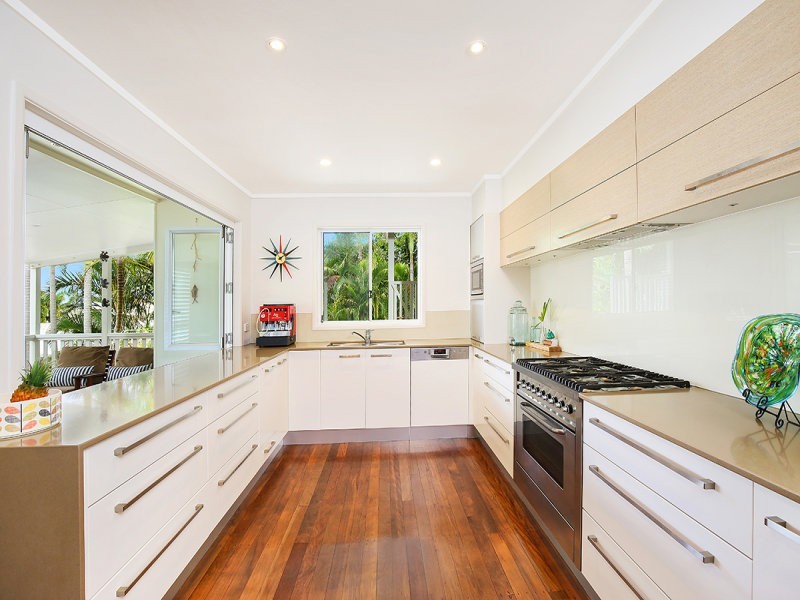 33 Mary Street, Alexandra Headland QLD 4572