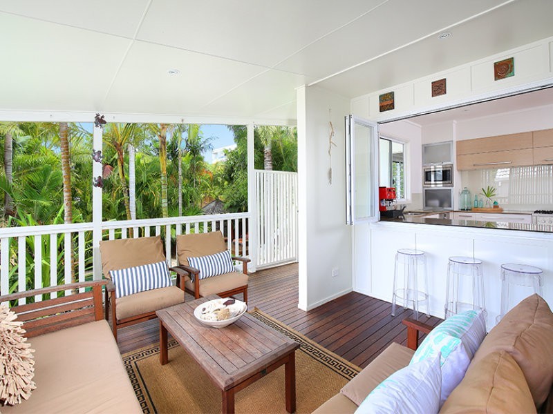33 Mary Street, Alexandra Headland QLD 4572