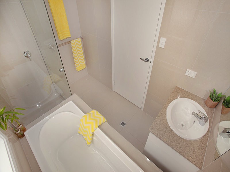 18 Harrier Crescent, Peregian Springs QLD 4573