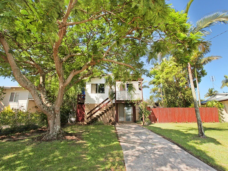 43 Palm Drive, Mooloolaba QLD 4557