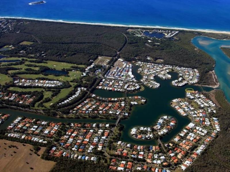 13 River Edge Court, Twin Waters QLD 4564