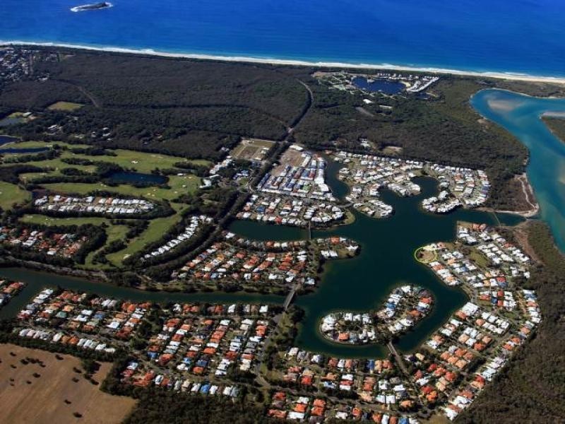 13 Moorings Circuit, Twin Waters QLD 4564