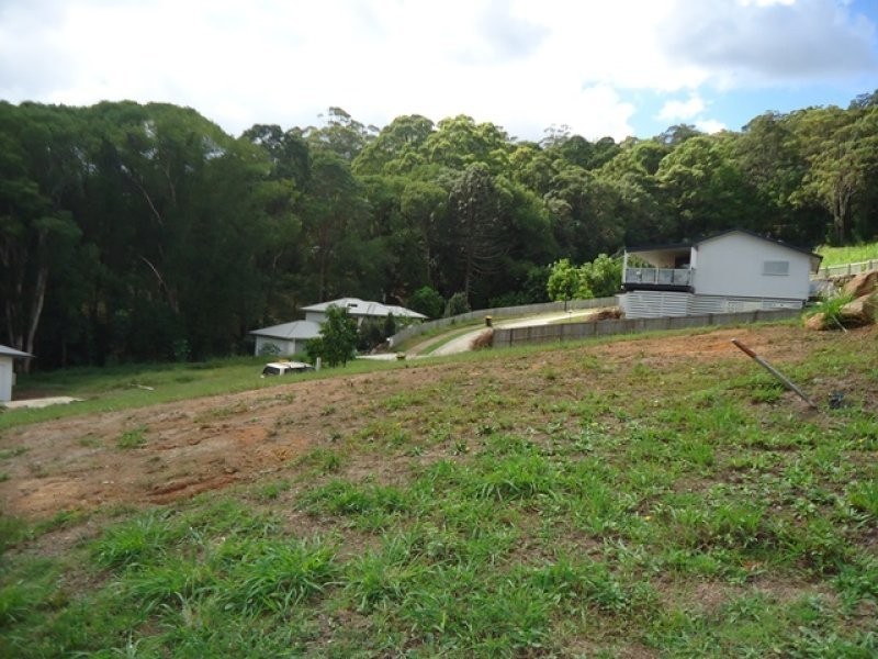 2-10 Linsay Circuit, Nambour QLD 4560