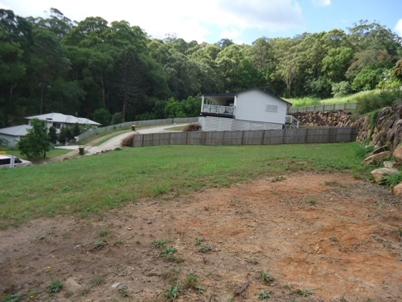 2-10 Linsay Circuit, Nambour QLD 4560