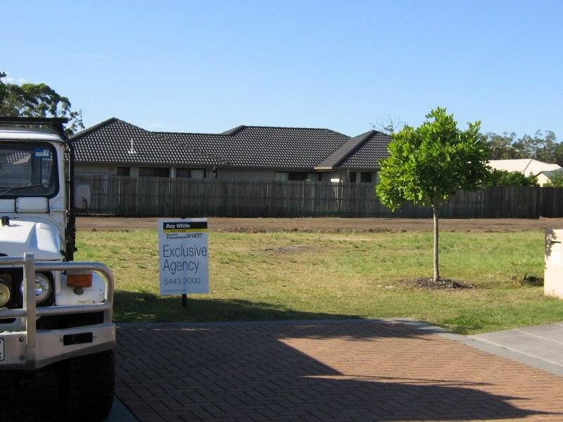 10 Estuary Court, Twin Waters QLD 4564