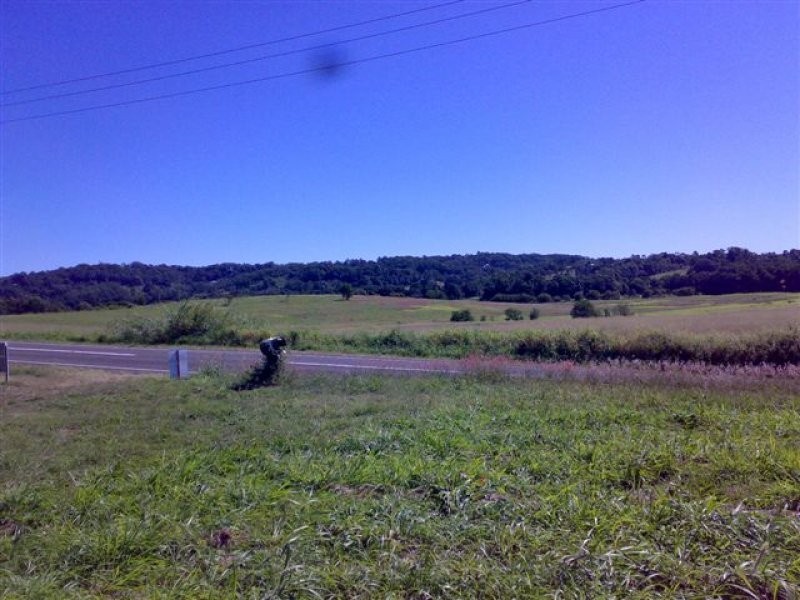 220 Diddillibah Road, Woombye QLD 4559