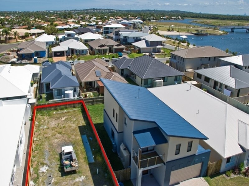 8 Outrigger Street, Wurtulla QLD 4575