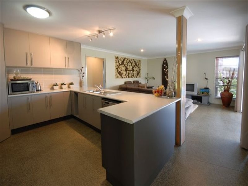 4 Cockatoo Street, Bli Bli QLD 4560