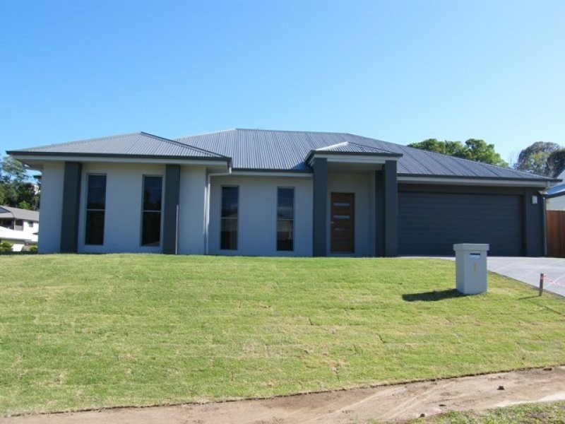 1 Bunya Pine Place, Woombye QLD 4559