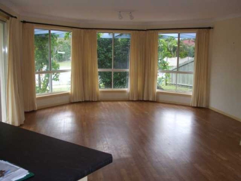 1 Mountain Ash Drive, Mountain Creek QLD 4557