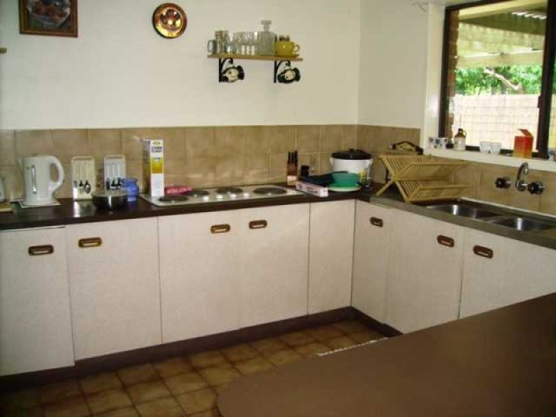 6 Burwood Court, Kuluin QLD 4558