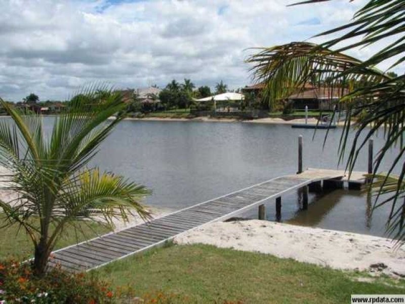 8 Tepequar Drive, Maroochydore QLD 4558