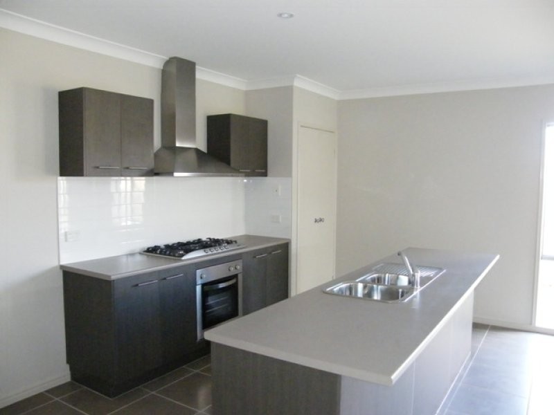 17 Lemonwood Street, Meridan Plains QLD 4551