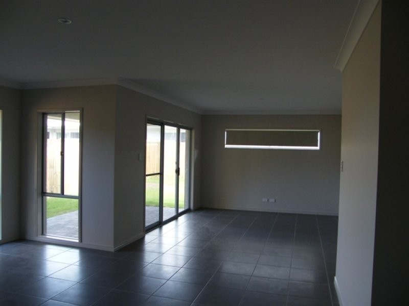 17 Lemonwood Street, Meridan Plains QLD 4551