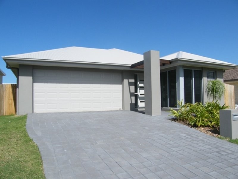 28 Crater Street, Caloundra West QLD 4551