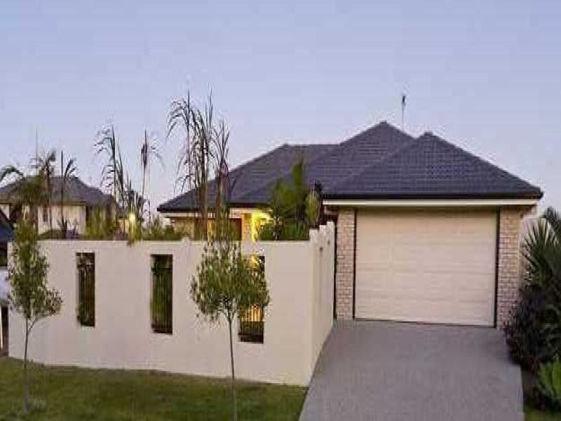 2 Pompano Court, Mountain Creek QLD 4557