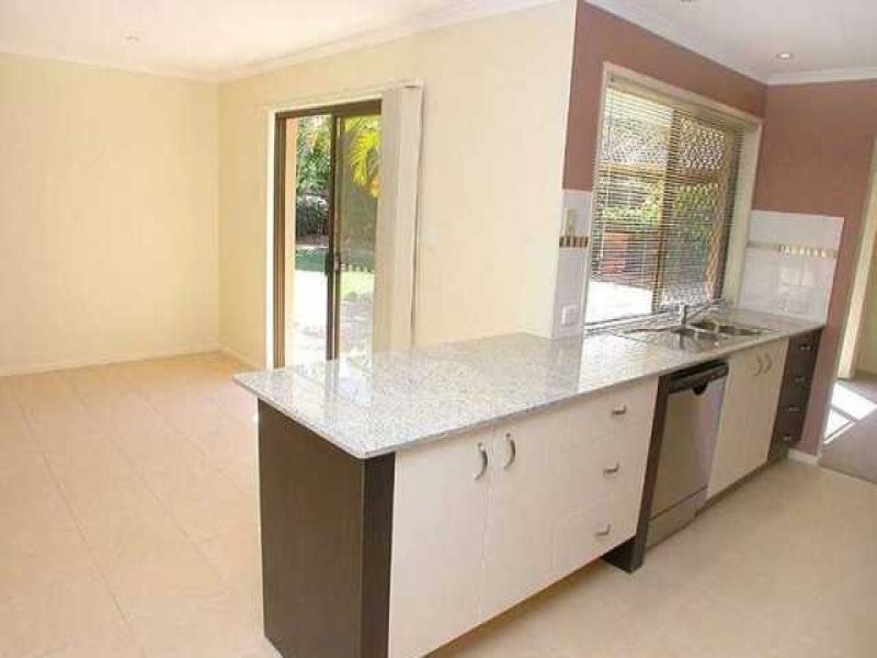 48 Parkway Drive, Mooloolaba QLD 4557