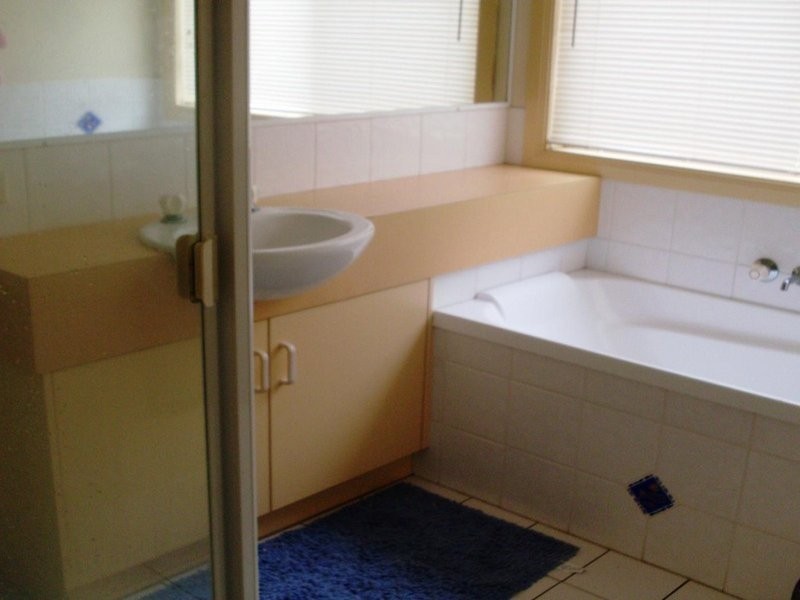 1 Mountain Ash Drive, Mountain Creek QLD 4557