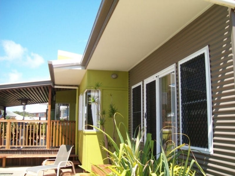 22 North Beach Place, Mudjimba QLD 4564