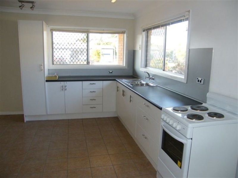 8 Birdwood Street, Golden Beach QLD 4551