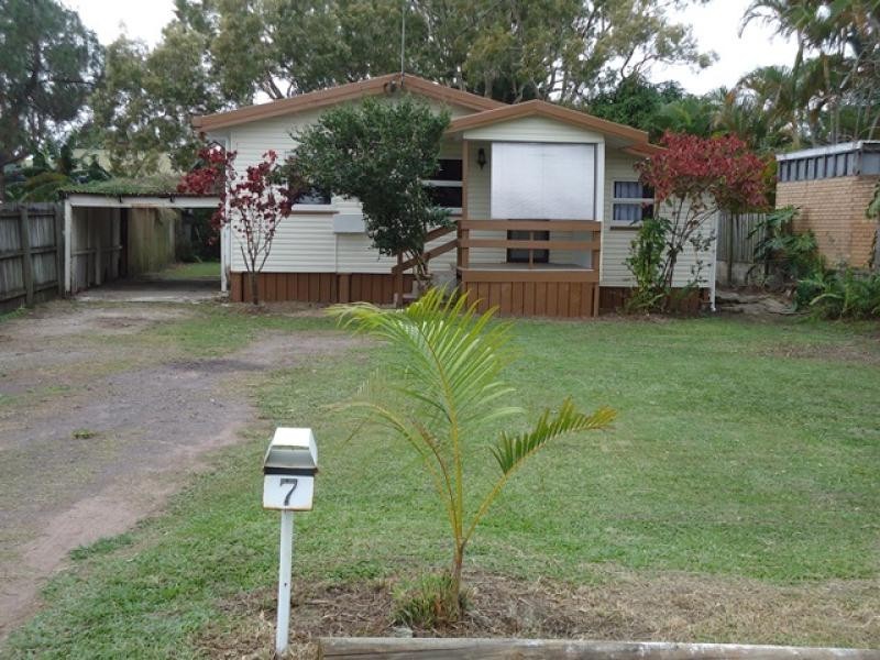 7 Watsonia Street, Maroochydore QLD 4558