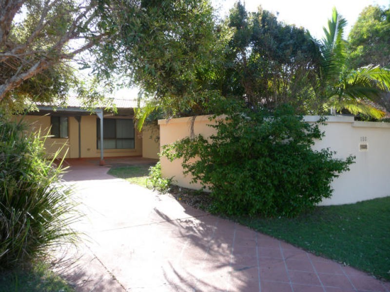 180 Oceanic Drive, Warana QLD 4575