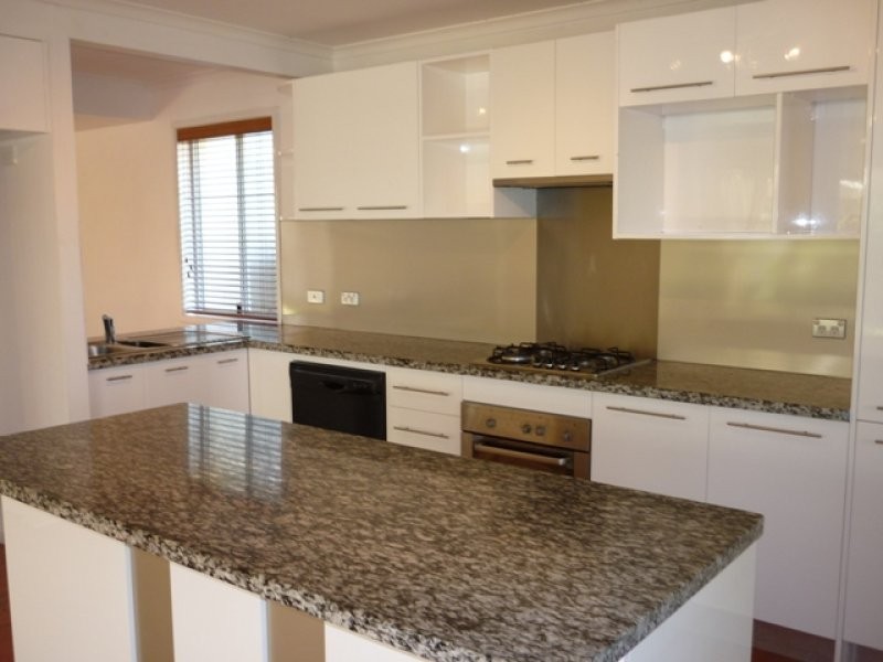 3 Paraka Court, Mountain Creek QLD 4557