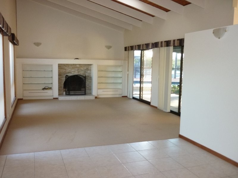 13 Paraka Court, Mountain Creek QLD 4557