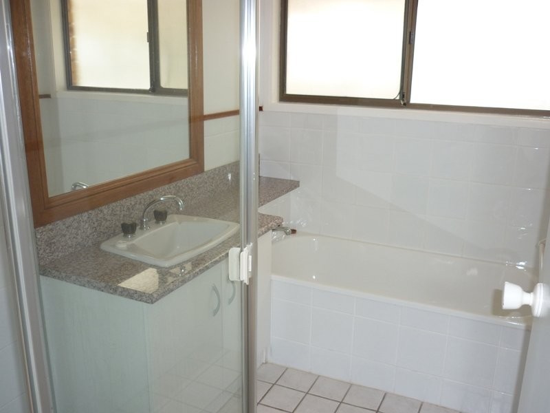 4 Ewinga Court, Mountain Creek QLD 4557