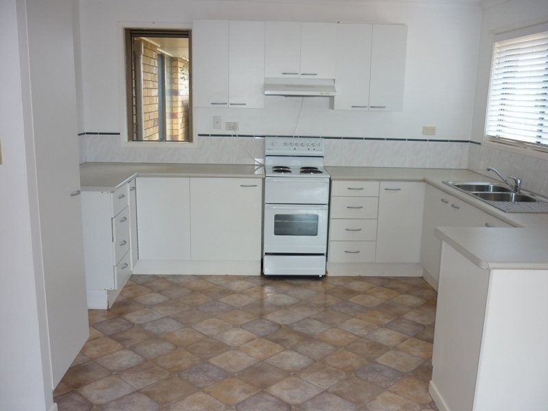 4 Ewinga Court, Mountain Creek QLD 4557