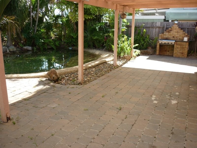 61 Cootamundra Drive, Mountain Creek QLD 4557