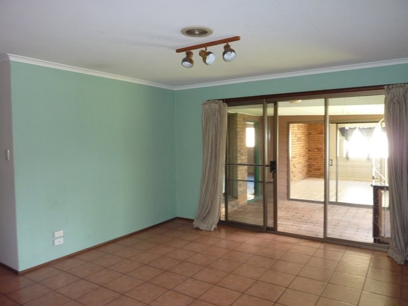 54 Nicklin Way, Parrearra QLD 4575