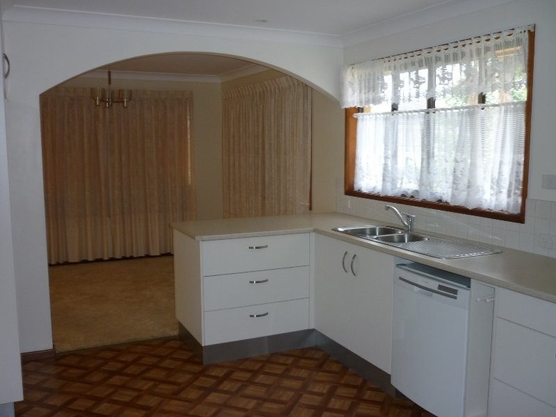 8 Rowell Street, Caloundra QLD 4551